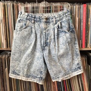 VTG Acid Wash Jean Shorts